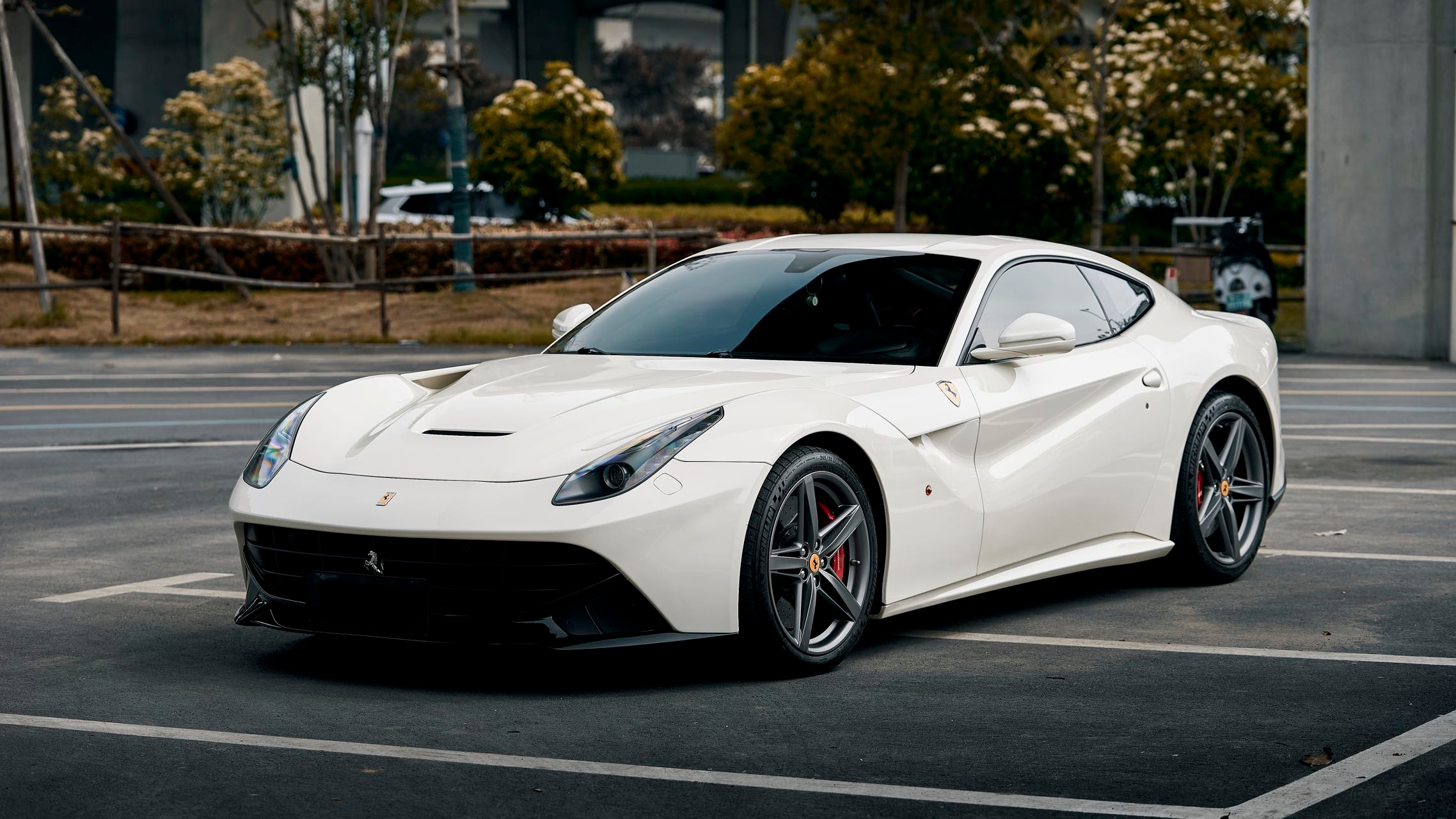 F12 Berlinetta（海外）最新价格详解